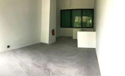 Kap (D21), Retail #631031921